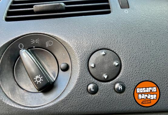 Autos - Volkswagen Gol 1.9 SD 2004 Diesel 216000Km - En Venta