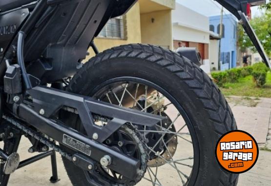 Motos - Royal Enfield Himalayan 411 2024 Nafta 10000Km - En Venta