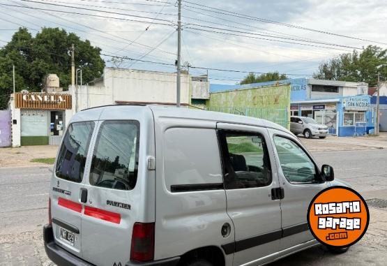 Utilitarios - Peugeot Partner 2010 Diesel 191000Km - En Venta