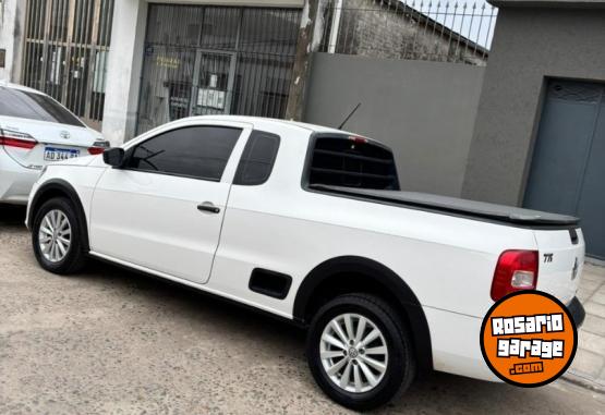 Utilitarios - Volkswagen Saveiro 2014 Nafta 140000Km - En Venta
