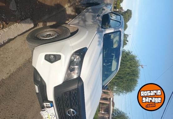 Camionetas - Nissan Frontier 2023 Diesel 44000Km - En Venta