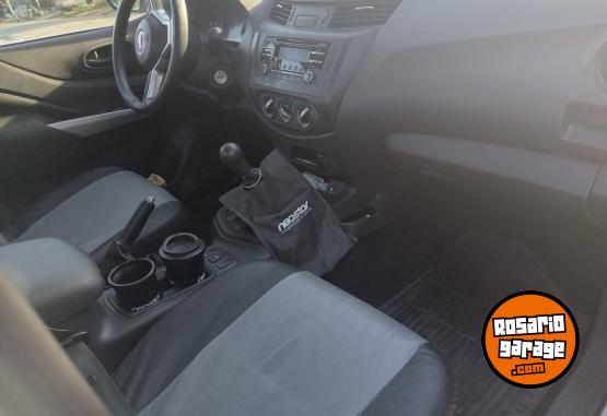 Camionetas - Nissan Frontier 2023 Diesel 44000Km - En Venta