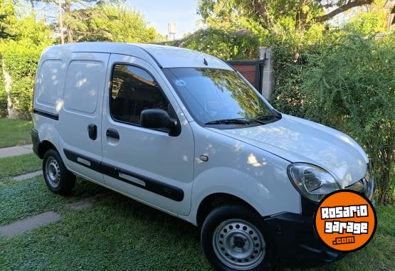 Utilitarios - Renault Kangoo 2018 GNC 130000Km - En Venta