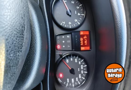 Utilitarios - Renault Kangoo 2018 GNC 130000Km - En Venta