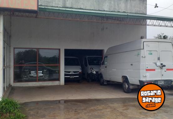 Camiones y Gr�as - IVECO DAILY 35.10 FURG�N CITY - En Venta