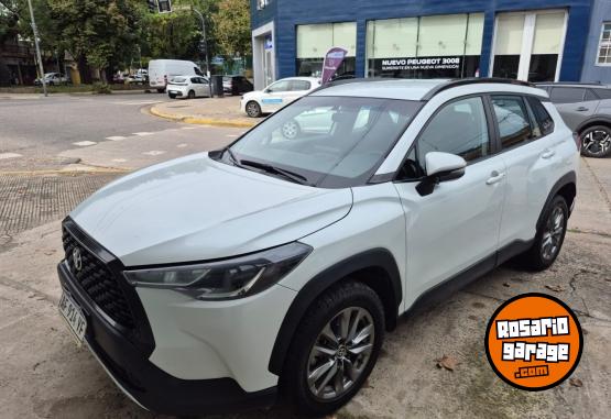 Autos - Toyota Corolla cross 2023 Nafta 92000Km - En Venta