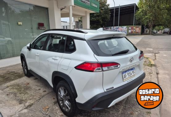 Autos - Toyota Corolla cross 2023 Nafta 92000Km - En Venta