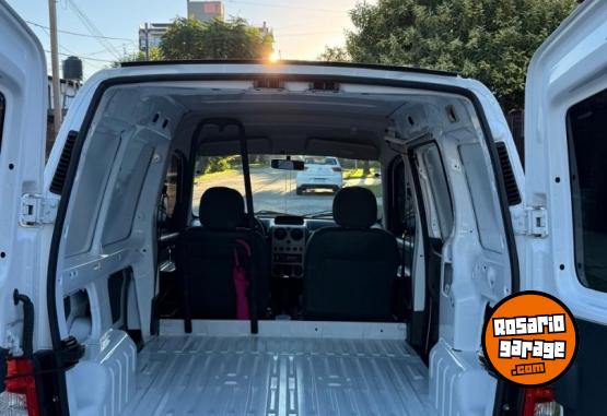 Utilitarios - Citroen Berlingo 2023 Nafta 28000Km - En Venta