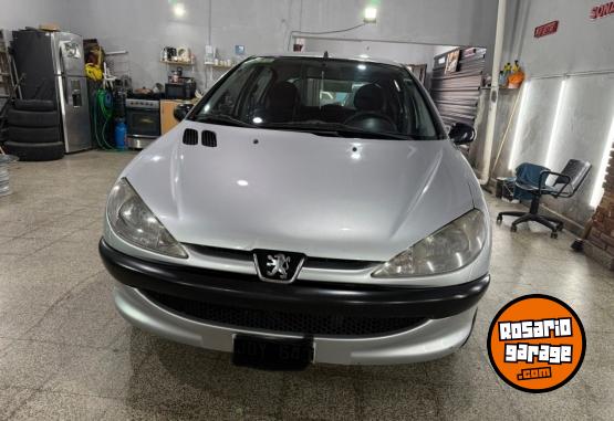 Autos - Peugeot 206 2010 Nafta 180000Km - En Venta