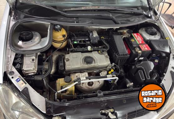 Autos - Peugeot 206 2010 Nafta 180000Km - En Venta