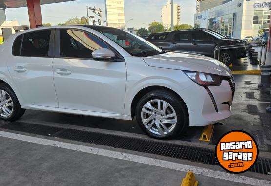 Autos - Peugeot 208 Active 2022 Nafta 130000Km - En Venta