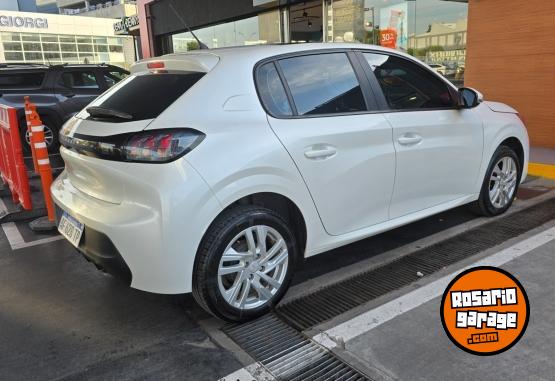 Autos - Peugeot 208 Active 2022 Nafta 130000Km - En Venta