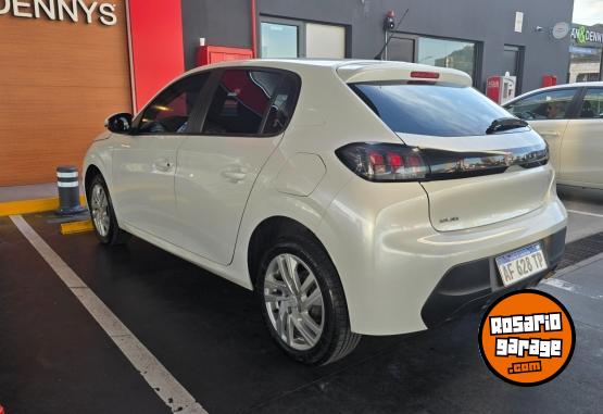 Autos - Peugeot 208 Active 2022 Nafta 130000Km - En Venta
