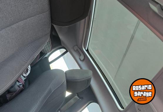 Autos - Peugeot 208 Active 2022 Nafta 130000Km - En Venta