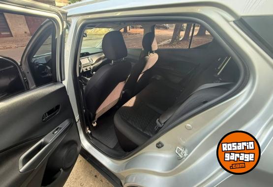 Camionetas - Nissan Kicks Sense 1.6 MT 2021 2021 Nafta 77000Km - En Venta