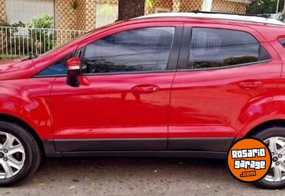 Camionetas - Ford Titanium 1.6 2015 GNC 137100Km - En Venta