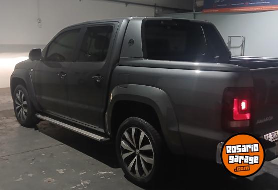 Camionetas - Volkswagen Amarok 2022 Diesel 66000Km - En Venta