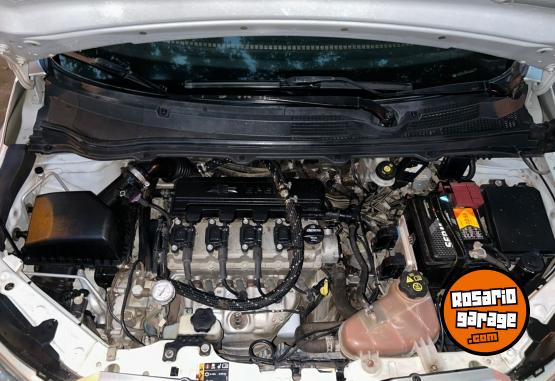 Autos - Chevrolet Prisma joy 2017 GNC 114000Km - En Venta