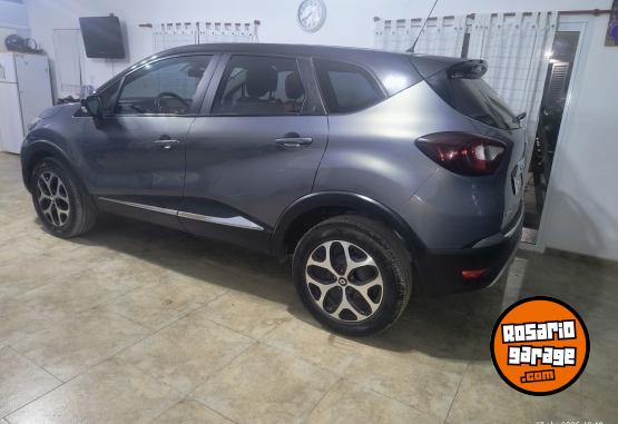 Autos - Renault captur intense 2018 Nafta 75000Km - En Venta
