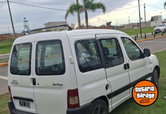 Utilitarios - Citroen Berlingo 2011 Diesel 300000Km - En Venta