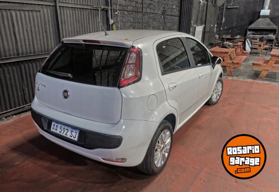 Autos - Fiat PUNTO ATRACTIVE impecable 2016 Nafta 93000Km - En Venta