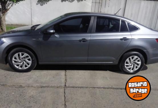 Autos - Volkswagen VIRTUS  1.6 MSI TRENDLINE 2019 GNC 95000Km - En Venta