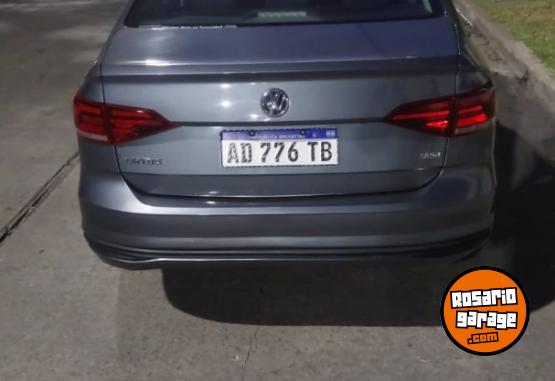 Autos - Volkswagen VIRTUS  1.6 MSI TRENDLINE 2019 GNC 95000Km - En Venta