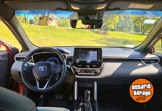 Autos - Toyota corolla cross seg 2021 Nafta 85000Km - En Venta