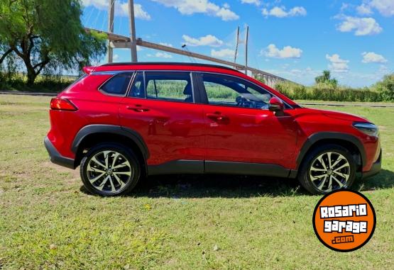 Autos - Toyota corolla cross seg 2021 Nafta 85000Km - En Venta