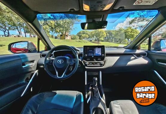 Autos - Toyota corolla cross seg 2021 Nafta 85000Km - En Venta