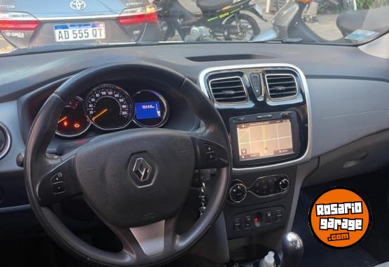 Autos - Renault LOGAN PRIVILEGE 2017 Nafta 75000Km - En Venta