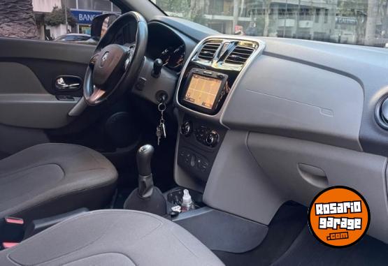 Autos - Renault LOGAN PRIVILEGE 2017 Nafta 75000Km - En Venta