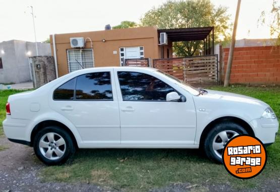 Autos - Volkswagen Bora 2013 GNC 199000Km - En Venta