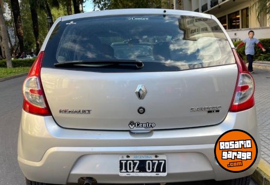 Autos - Renault SANDERO 2010 Nafta 129000Km - En Venta