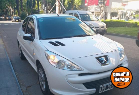 Autos - Peugeot 207 Xr Active 2012 Nafta 81000Km - En Venta
