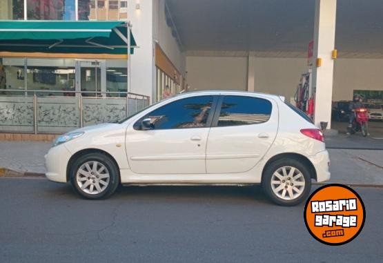 Autos - Peugeot 207 Xr Active 2012 Nafta 81000Km - En Venta