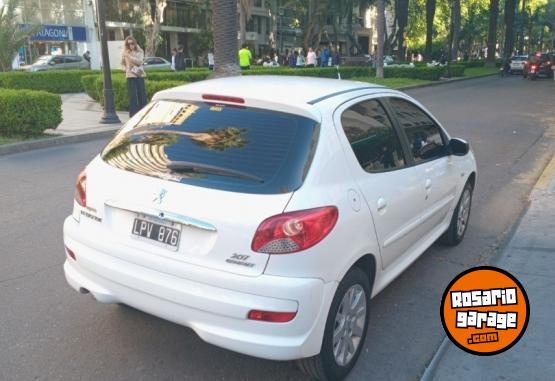 Autos - Peugeot 207 Xr Active 2012 Nafta 81000Km - En Venta