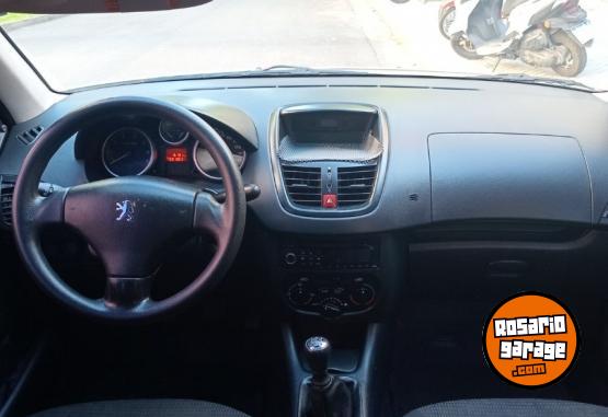 Autos - Peugeot 207 Xr Active 2012 Nafta 81000Km - En Venta