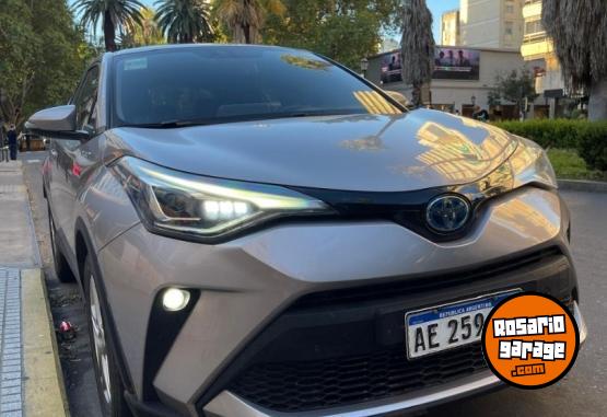 Autos - Toyota CHR HIBRIDA 2020 Electrico / Hibrido 123000Km - En Venta