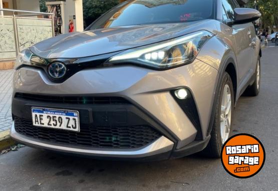 Autos - Toyota CHR HIBRIDA 2020 Electrico / Hibrido 123000Km - En Venta