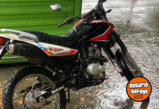 Motos - Motomel Skua 150 2023 Nafta 42000Km - En Venta