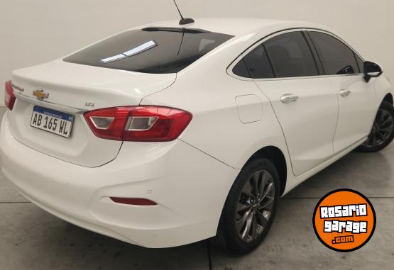 Autos - Chevrolet Cruze Ltz 2017 Nafta 130000Km - En Venta
