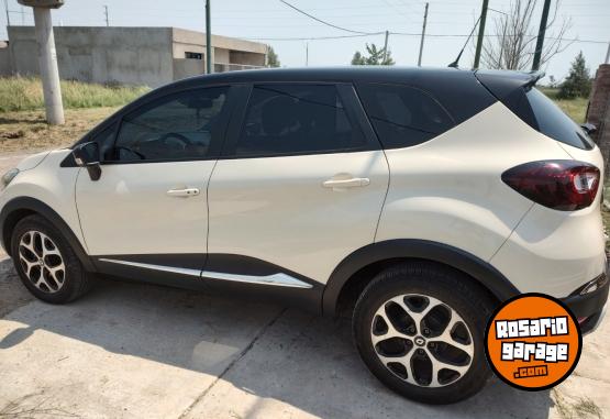 Autos - Renault CAPTUR 2.0 INTENSE 2017 GNC 135000Km - En Venta