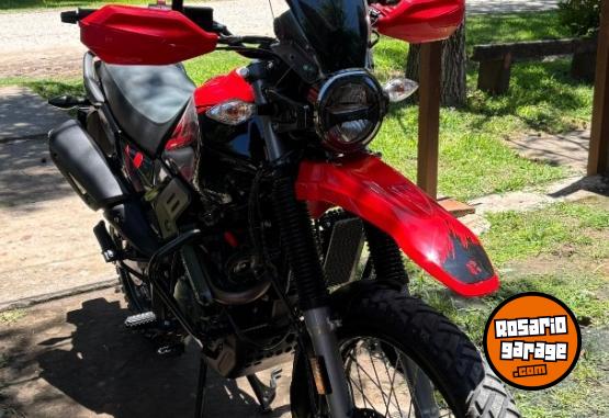 Motos - Hero Xpulse 200 2025 Nafta 5800Km - En Venta
