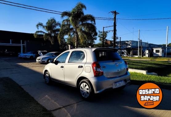 Autos - Toyota Etios X 1.5 6M/T 2020 Nafta 169000Km - En Venta