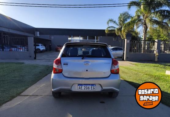 Autos - Toyota Etios X 1.5 6M/T 2020 Nafta 169000Km - En Venta