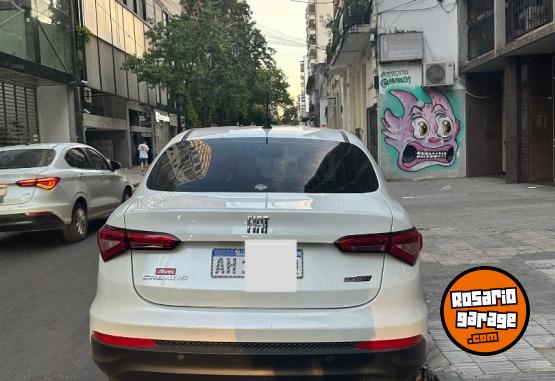 Autos - Fiat Cronos 2025 Nafta 6900Km - En Venta