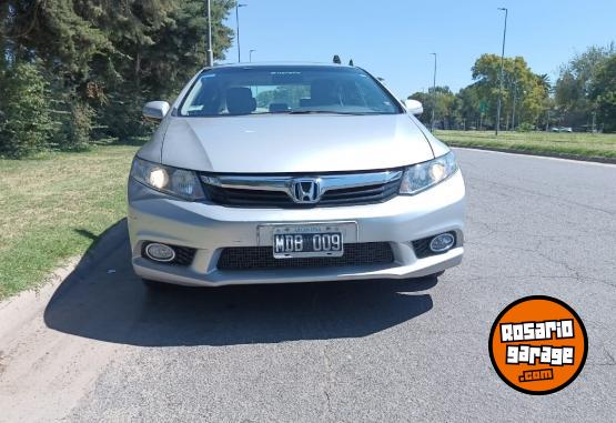 Autos - Honda Civic EXS 2013 Nafta 200000Km - En Venta