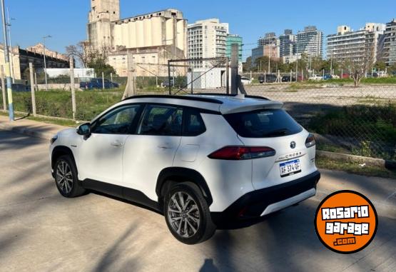 Autos - Toyota COROLLA CROSS XEI HEV 1.8 2022 Electrico / Hibrido 60000Km - En Venta