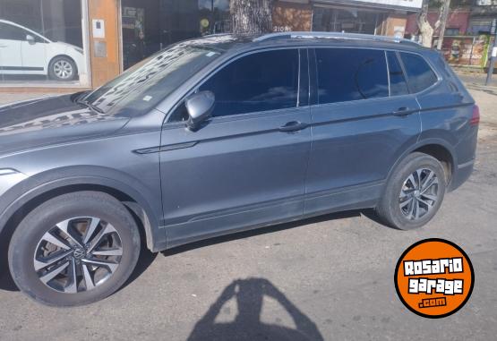 Camionetas - Volkswagen TIGUAN 2.0 LIFE 4X4 7 AS 2023 Nafta  - En Venta